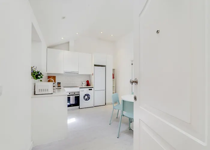 Apartment Alcantara Charm 3br *