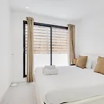 Lägenhet Alcantara Charm 3br